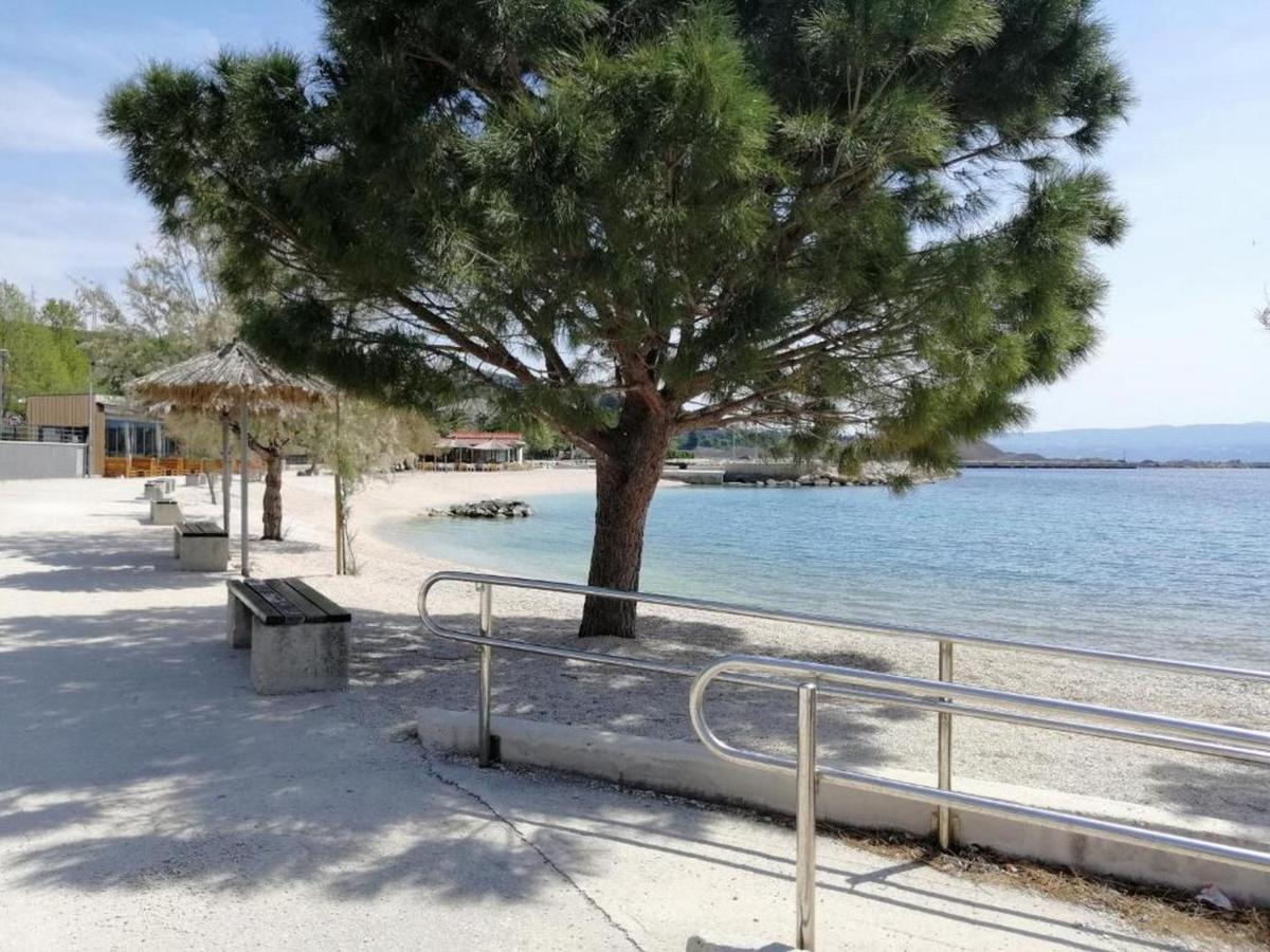 Apartments Sun & Sea Dugi Rat Dış mekan fotoğraf