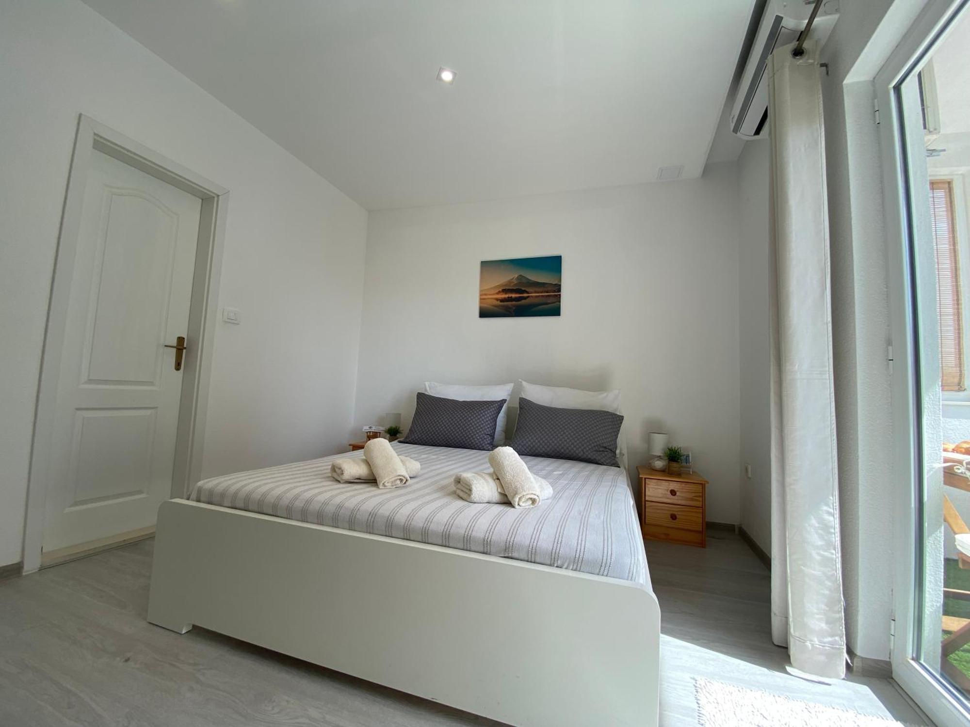 Apartments Sun & Sea Dugi Rat Dış mekan fotoğraf