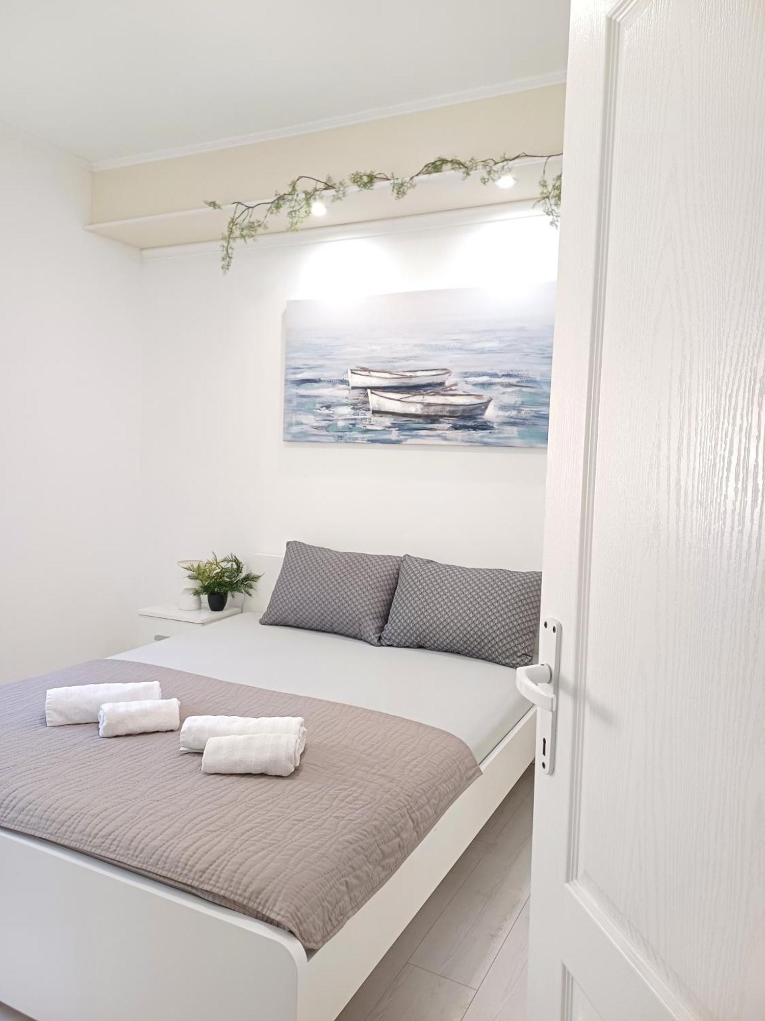 Apartments Sun & Sea Dugi Rat Dış mekan fotoğraf